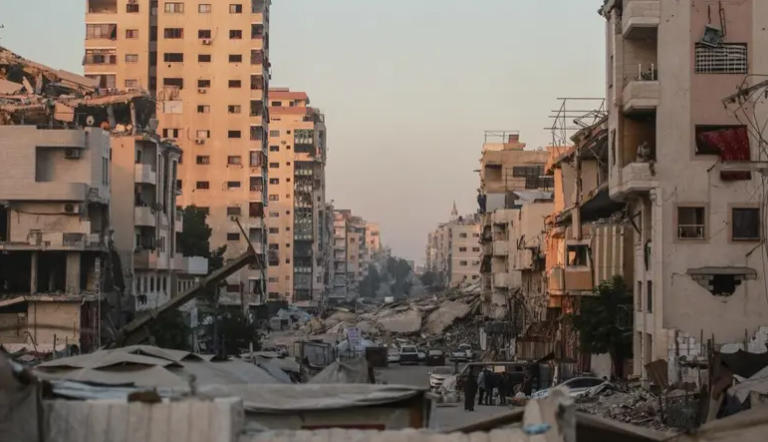 حماس تعلّق على الخطة الأميركية للسيطرة على القطاع: "غزة ليست للبيع"