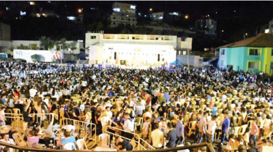 "مهرجان الفحيص" يتخلى عن الثقافة على حساب المصالح الشخصية وتهميش للإعلام المحلي والعربي 