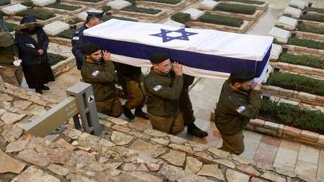 عسكري "إسرائيلي" يحذر: نحن ننهار  ..  ونحتاج إلى 10 آلاف جندي فورا