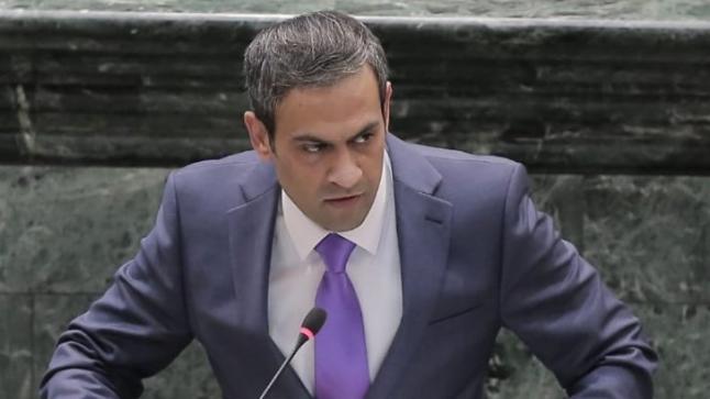 العجارمة يعلن حجب الثقة ويتوعد المتطاولين على المال العام
