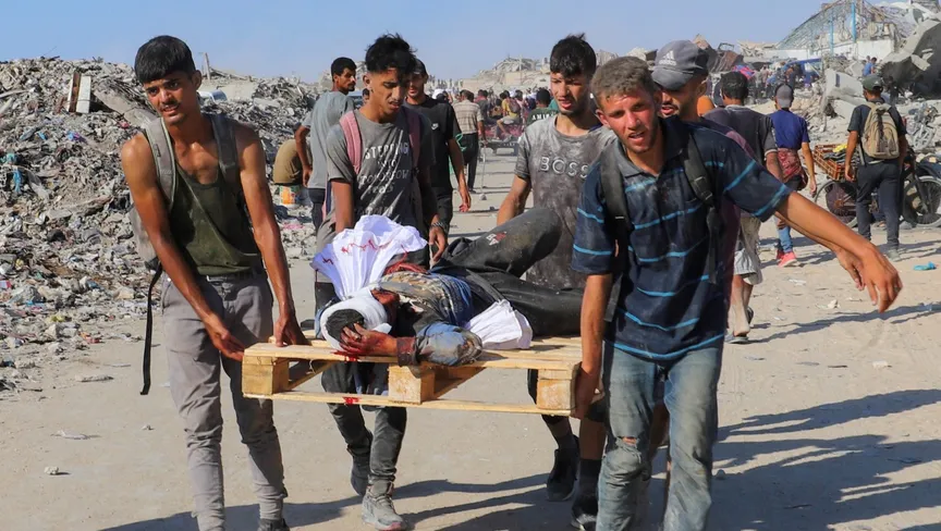 غزة بين قتل وتجويع ..  ارتفاع عدد الضحايا ونقص حاد في الأكفان