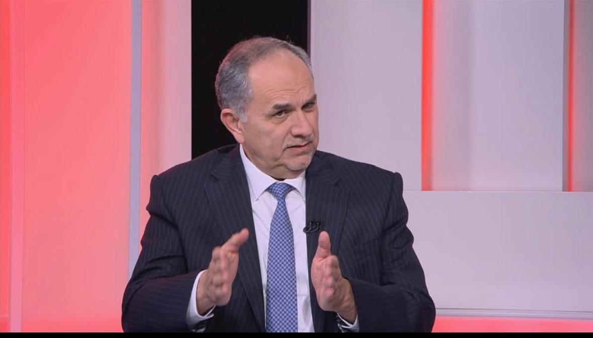وزير العدل يعلن فقدان وظيفة ..  تفاصيل