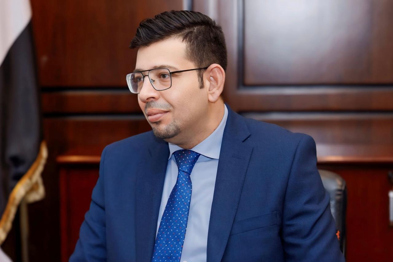 فهد فايز العملة يكتب: واشنطن تحاصر ..  والخليل تُسقط أوهام المخاتير