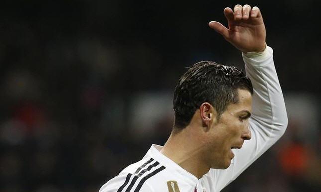 رونالدو يحدد شرطه للبقاء مع ريال مدريد