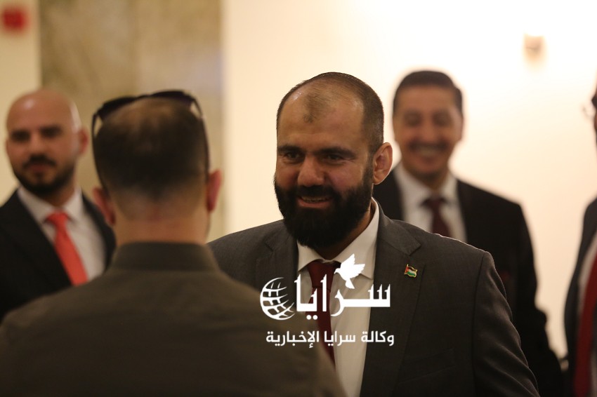 الكساسبة يؤدي القسم الدستوري خلفا للرياطي
