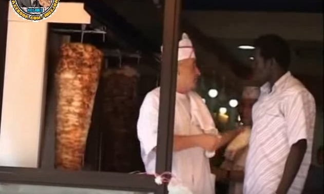 اجمل كاميرا خفية لبنانية مع عامل "الشاورما"
