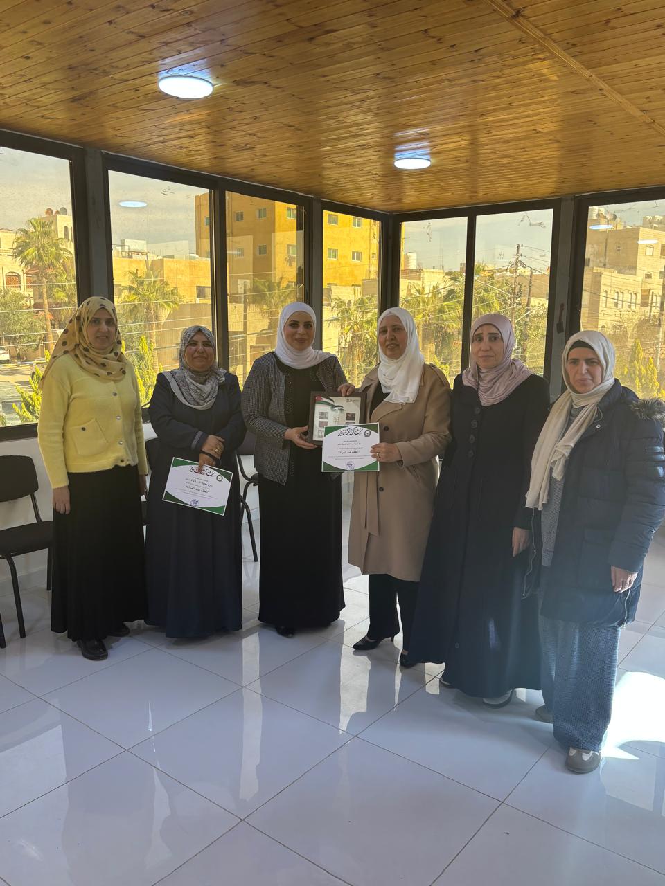 كلية التمريض في جامعة الزيتونة الأردنية تنظّم نشاطًا توعويًا بمناسبة اليوم العالمي لمنع العنف ضد المرأة