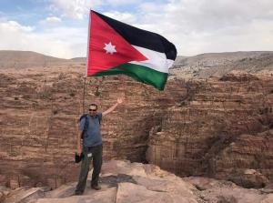 الماجستير لـ"عدنان فارس شطناوي"  ..  مبارك