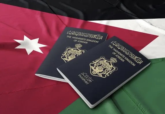 الأحوال تبدأ إصدار جوازات السفر عبر سند