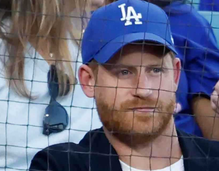 الأمير هاري يعتذر لكندا بسبب "قبعة" 