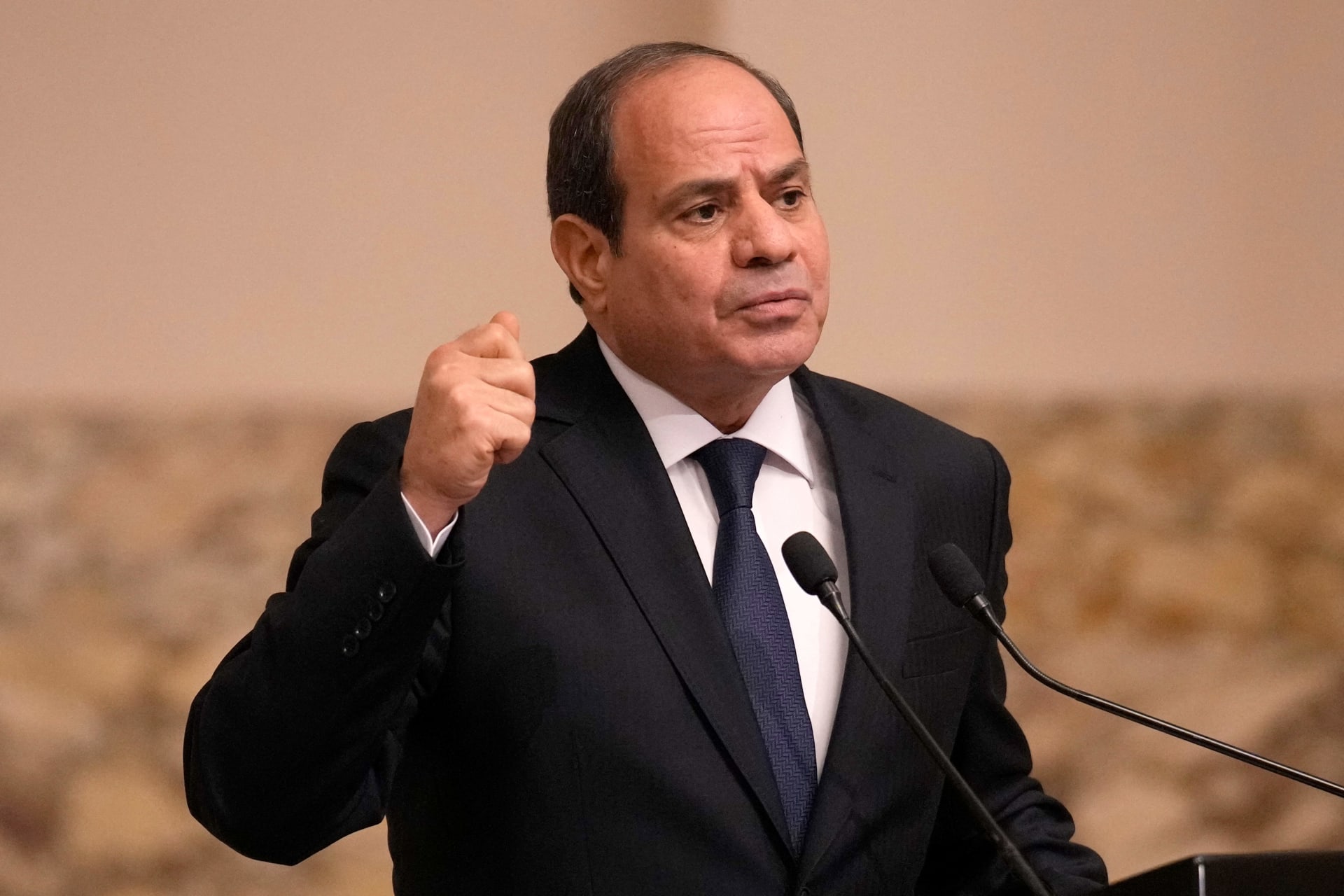 السيسي يوجه رسالة لمنتخب مصر بعد خروجه «المشرف» من المونديال