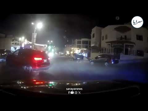 سائق متهور يعرض حياة المواطنين للخطر ويثير الفوضى في الزرقاء