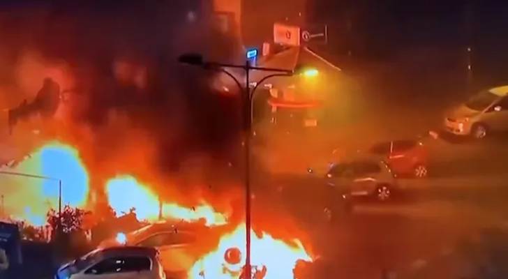 بالفيديو  ..  دمار كبير في كريات جان بضواحي تل ابيب