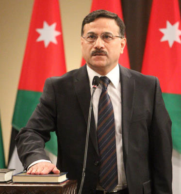 الحكومة تخطط لخفض الدين العام 1 %