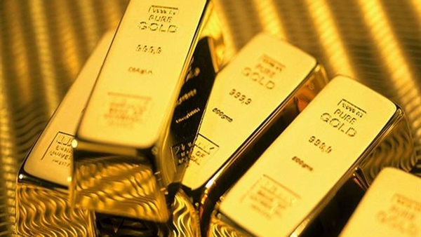 الذهب يقترب من ذروته القياسية بعد بيان مجلس الاحتياطي الاتحادي