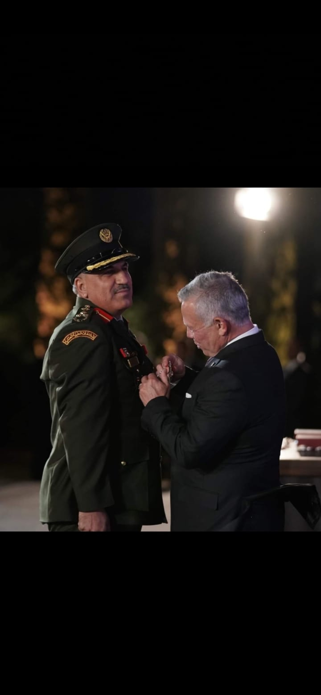 الباشا العميد الطبيب حاتم العبادي مبارك عليك وسام التميز وثقة سيد البلاد