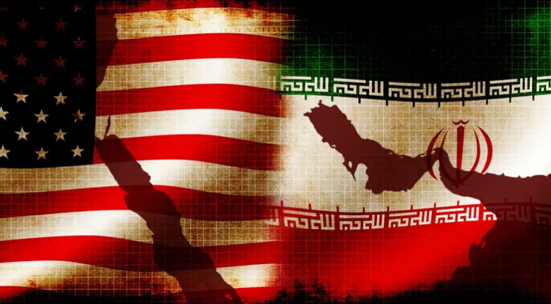 ترامب يكرر: سفن إيران غرقت في البحر وطائراتها انتهت