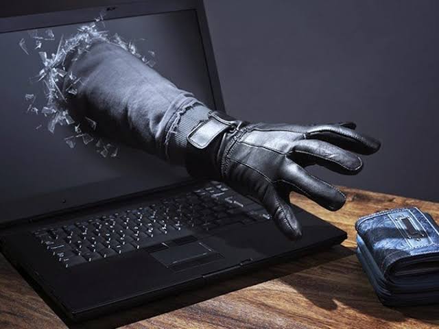 تحذير من أساليب احتيال خبيثة على وسائل التواصل