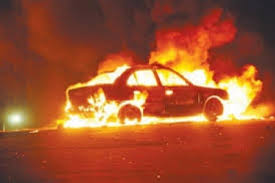 اصابة شخص اثر تدهور مركبته وإحتراق مركبة اخرى على طريق اربد - عمان - ثغرة عصفور