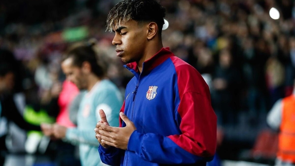 خلال صيامه ..  برشلونة يضع ليامال برنامجاً خاصاً في رمضان