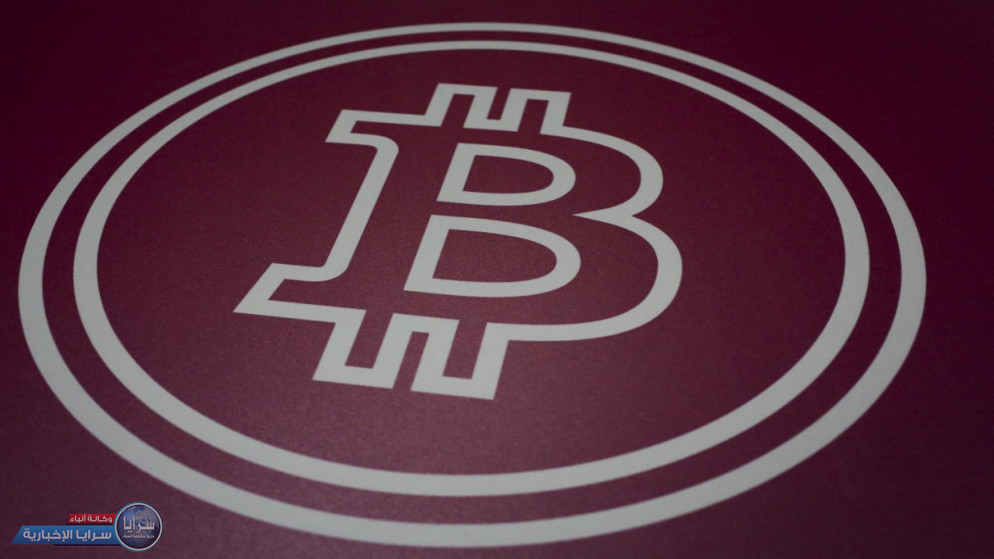 تراجع بتكوين نحو 8%