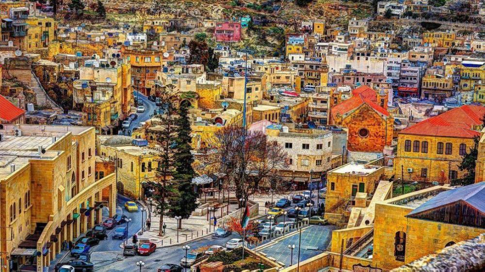 وزير السياحة: خطط مدروسة لاستثمار إدراج مدينة السلط على قائمة التراث العالمي