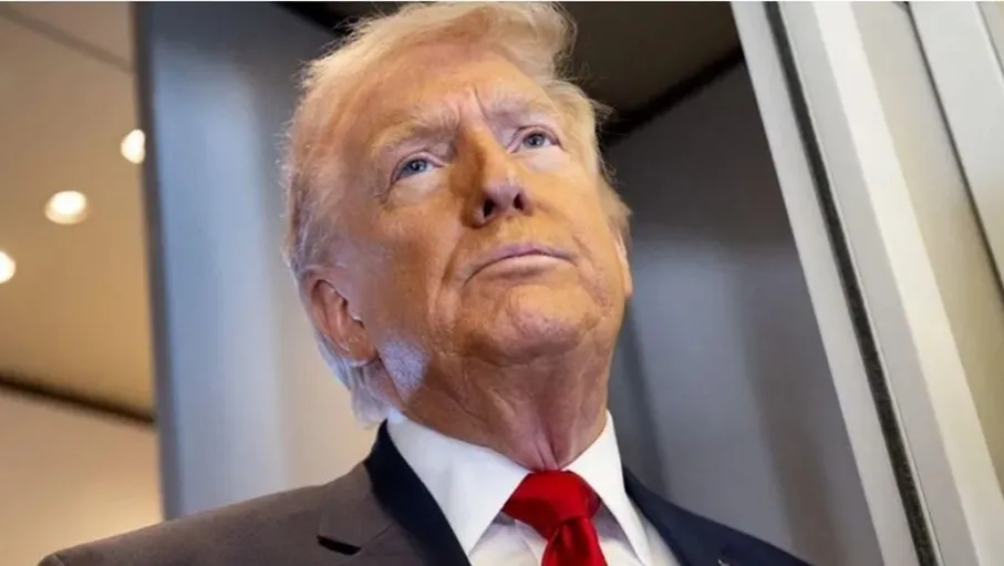 ترامب يلمّح لإنهاء تدريجي للحرب مع إيران وسط تصعيد ميداني