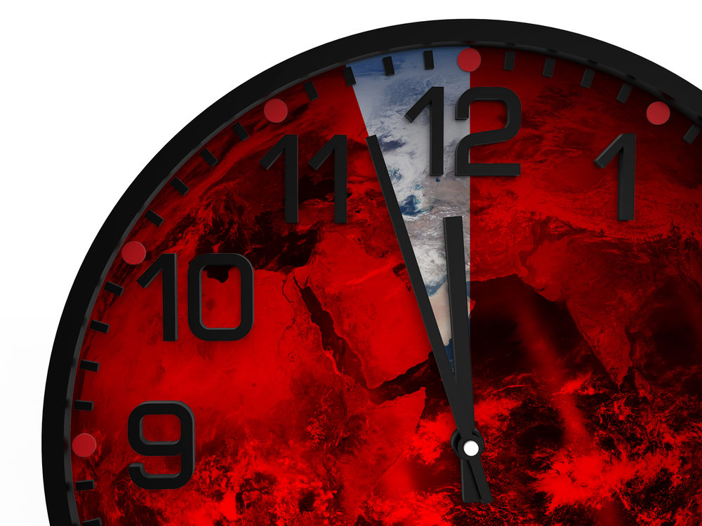 "تنذر باقتراب حرب نووية تفني البشرية" ..  علماء ذرة يحركون ساعة "يوم القيامة" إلى 90 ثانية قبل منتصف الليل 