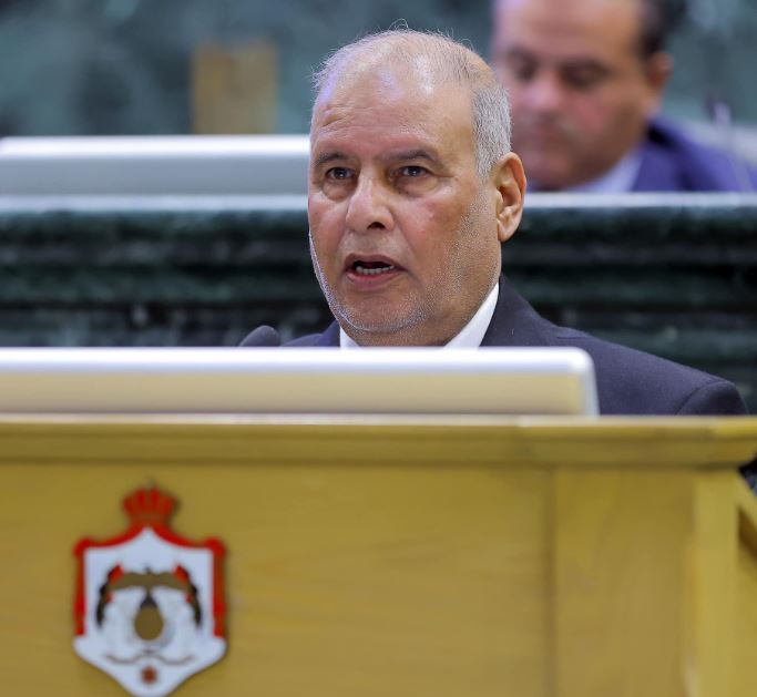  النائب خضر بني خالد يكتفي برد وزير الإدارة المحلية بشأن "مكب الأكيدر"