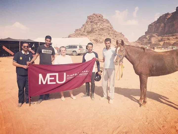 الشرق الأوسط" تشارك في سباق الحسين الدولي للقدرة والتحمل