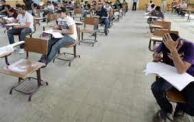 طلبة "التوجيهي" يتقدمون للامتحان الرابع على جلستين 