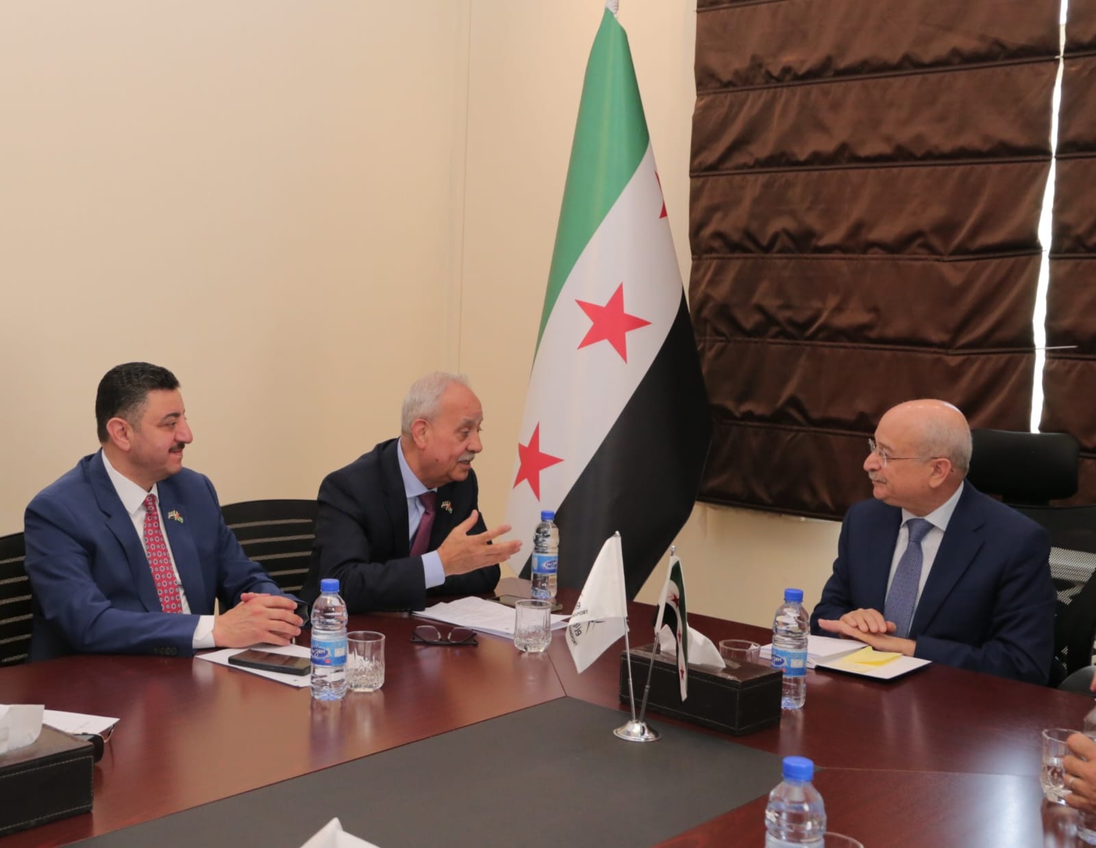 الوفد الصناعي يلتقي وزير النقل السوري ..  الجغبير: بحث تسهيل عبور الصادرات الأردنية الى اوروبا الشرقية ولبنان عبر سوريا