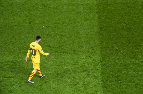 برشلونة يُغادر دوري أبطال أوروبا من دور الـ 16