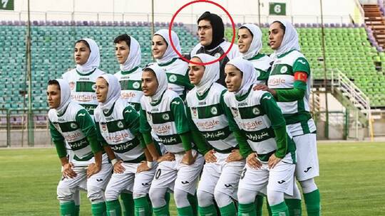 بعد أيام من اتهامها بأنها رجل ..  حارسة المنتخب الإيراني تخرج عن صمتها 