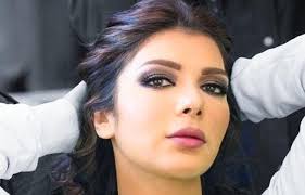 بالفيديو ..  أصالة تسخر من فستان رانيا يوسف 