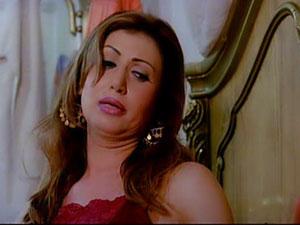 بالفيديو .. ميسرة تروى تفاصيل تحرش 150 شاب بكل مناطق جسدها بالتحرير  