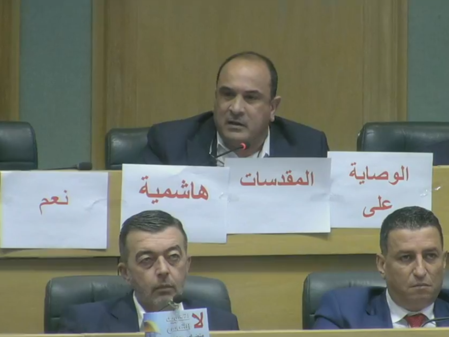 العياصرة للصفدي: لا تتحول لباحث والسياسة الخارجية للأردن ليست بخير