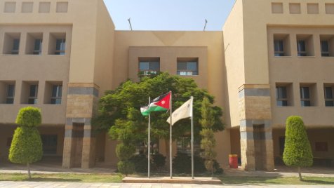 مخالفات بالجملة في مدرسة تملكها شركة تطوير العقبة ورحلات طلابية إلى إسرائيل
