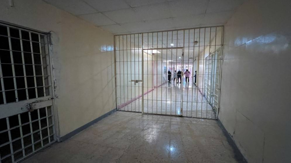 مشروع "العفو العام" يستثني جرائم ومخالفات وأفعالا جرمية من 24 قانونا - تفاصيل 