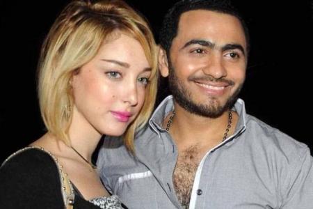 بالفيديو  ..  زوجة تامر حسني تكشف أسباب إعتزالها الفن: هذا ما طلبه مني!