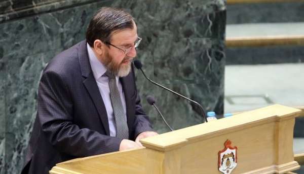 الأمن يضع حراسة على غرفة الباشا الشيشاني في المستشفى بعد الاعتداء عليه من قبل مجهولين