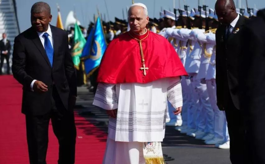 البابا لاوون الرابع عشر يدين “استغلال” ثروات إفريقيا