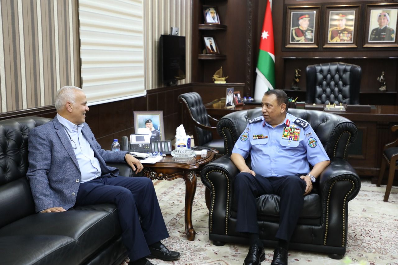 وزير التنمية الاجتماعية يلتقي مدير الأمن العام و أمين عمان .