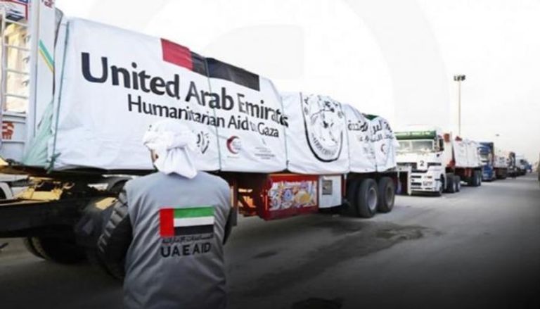 الإمارات ترسل مئات الأطنان من المساعدات الغذائية إلى غزة