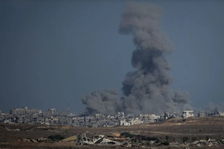 إسرائيل شنّت 21 ألف غارة بالمنطقة خلال 2025