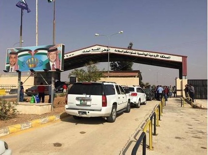 (96) ألف مركبة وشاحنة دخلت عبر مركز جابر منذ افتتاحه