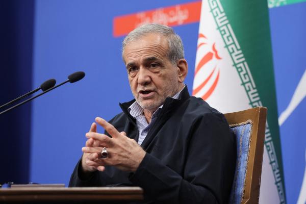 الرئيس الايراني: "نصرٌ من الله وفتحٌ قريب"