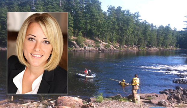 وفاة عروس غرقا أثناء التقاط صور زفافها