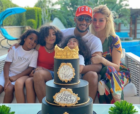 محمد رمضان يحتفل بعيد ميلاده الـ33