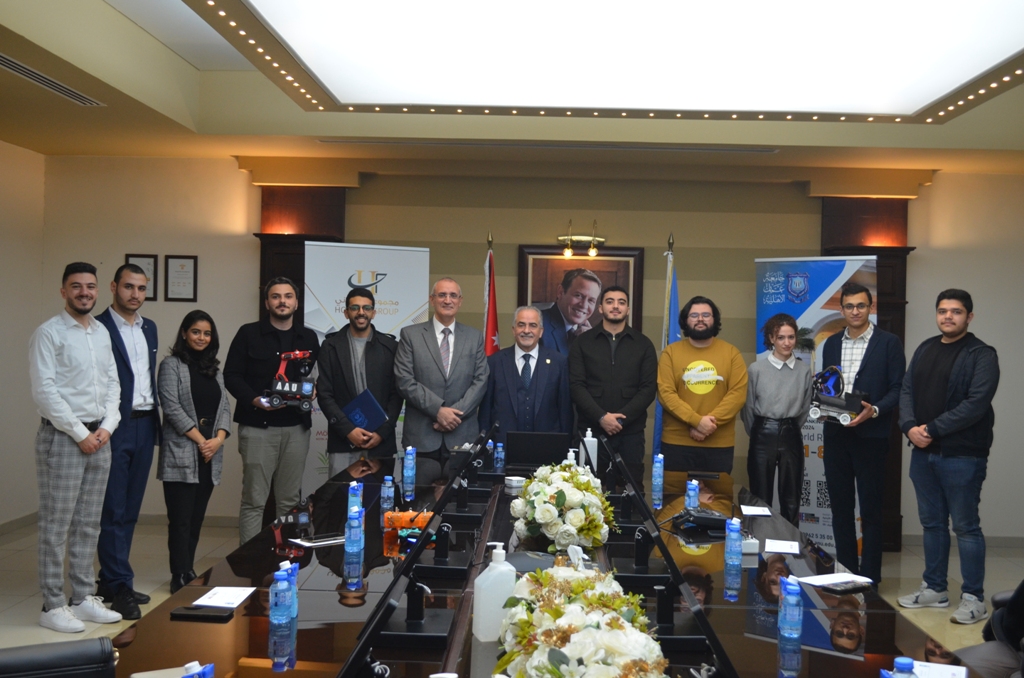 رئيس جامعة عمان الأهلية يكرم الفائزين بمسابقة الروبوتات بنسختها الرابعة   